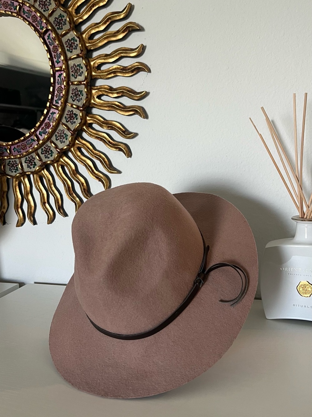 Women's Blush Felt Hat with Leather Band